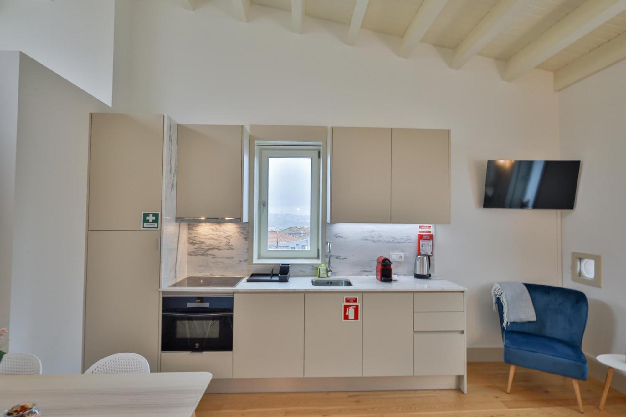 Martires Sweet Apts By Portocityhosts Zewnętrze zdjęcie